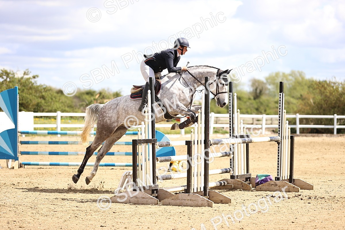 SBM_003754 - Class 16 - Senior Discovery - 1.00m