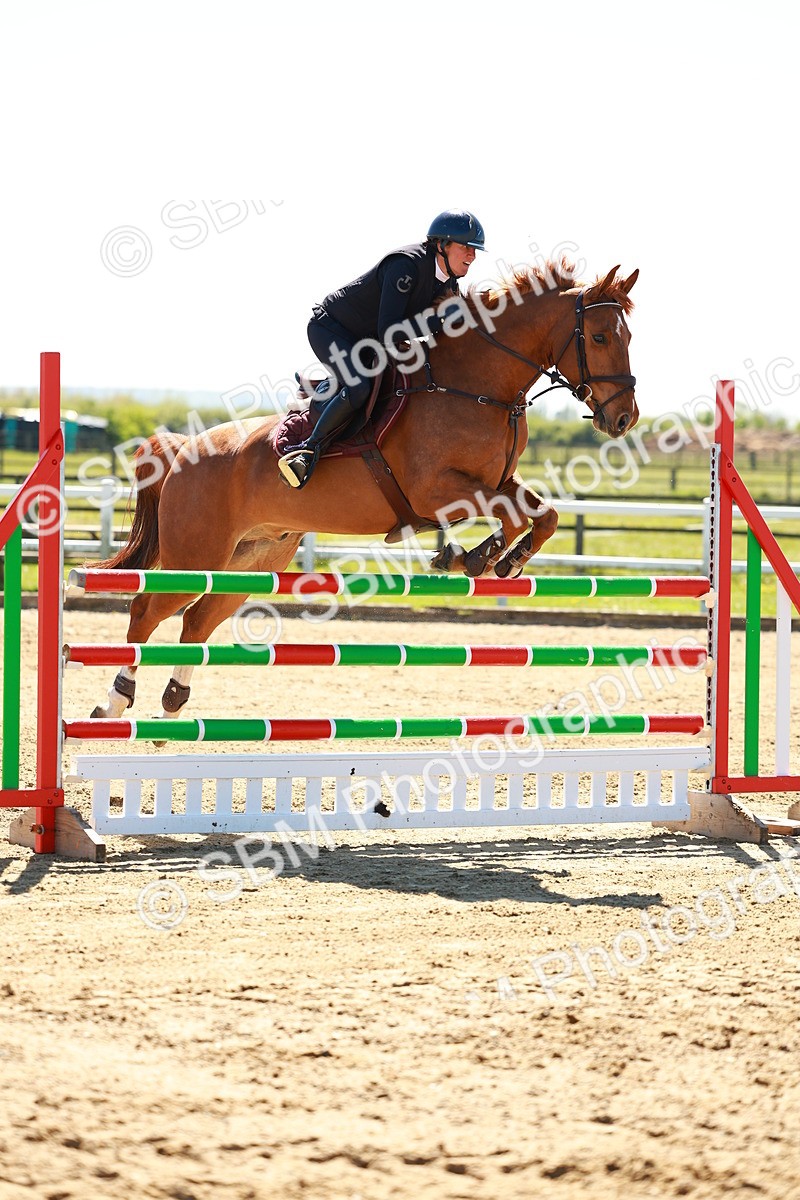 SBM_001290 - Class 4 - Senior Newcomers 1.10m