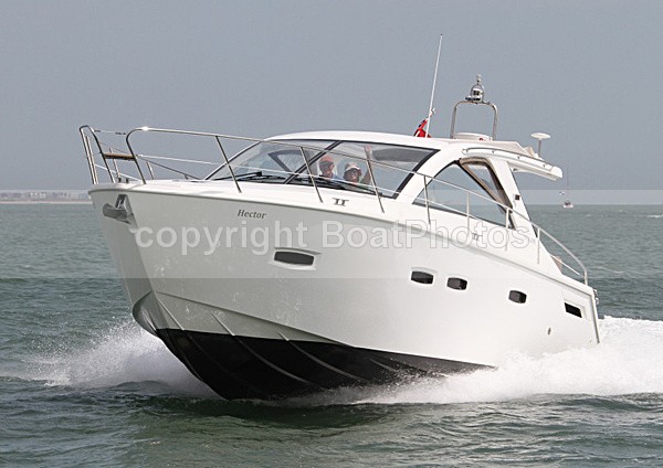 100624 HECTOR IMG_5628 - Motorboats - Hardtop