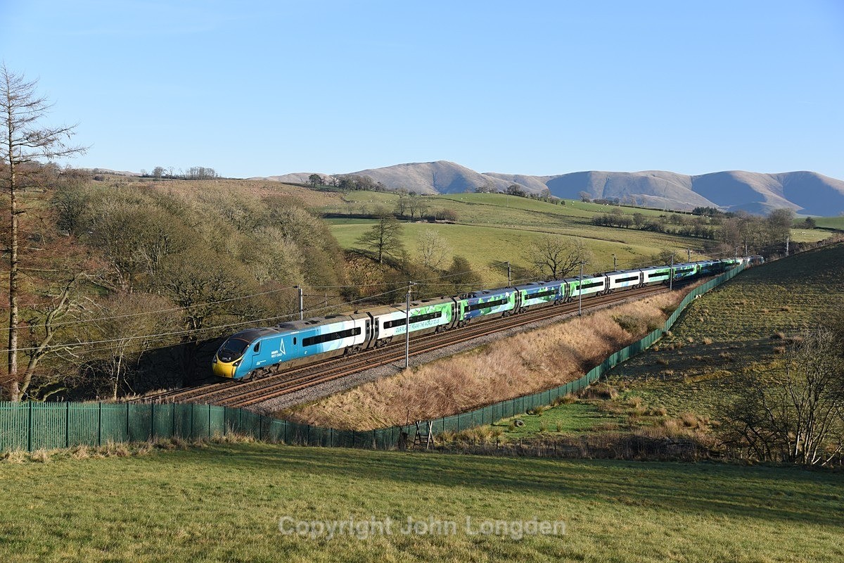 JL - 17.12.21 390121 9S54 08.43 London - Edinburgh, Beckhouses - West Coast Main Line (north to south)