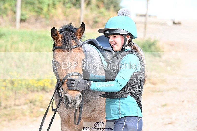 250821B-161407-00650 - Group B - Danielle