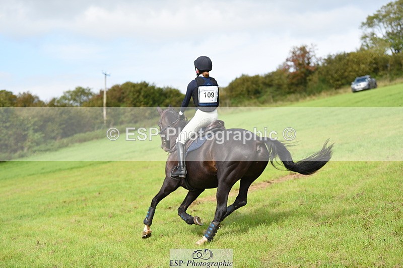 230923A-131206-01497 - 90 XC Start to 13.30