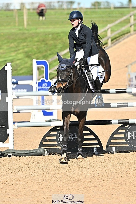 250416-154753-01831 - Cls 6 Foxhunter and 1.20m