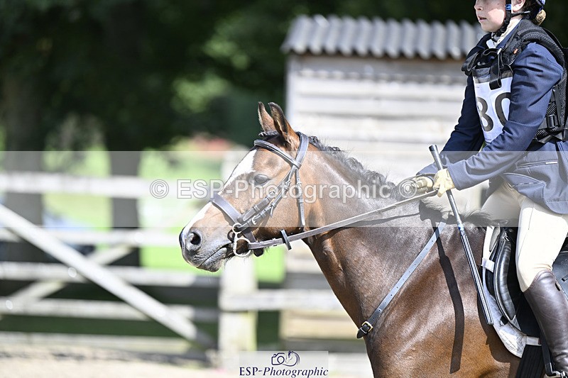 240823X-112813-16093 - 60cm R2 11.00 to 12.30