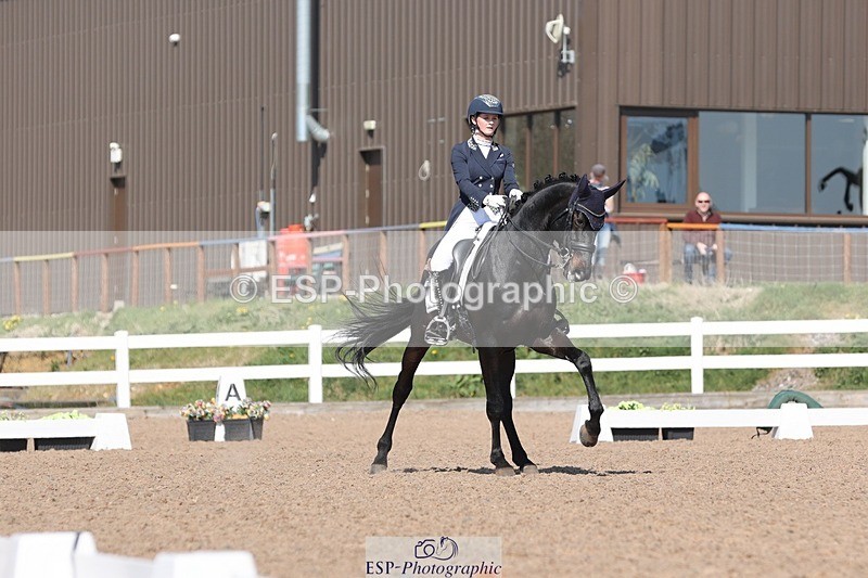 250405-145226-11487 - 069-India.Hamilton-Burnet-Kissingdale