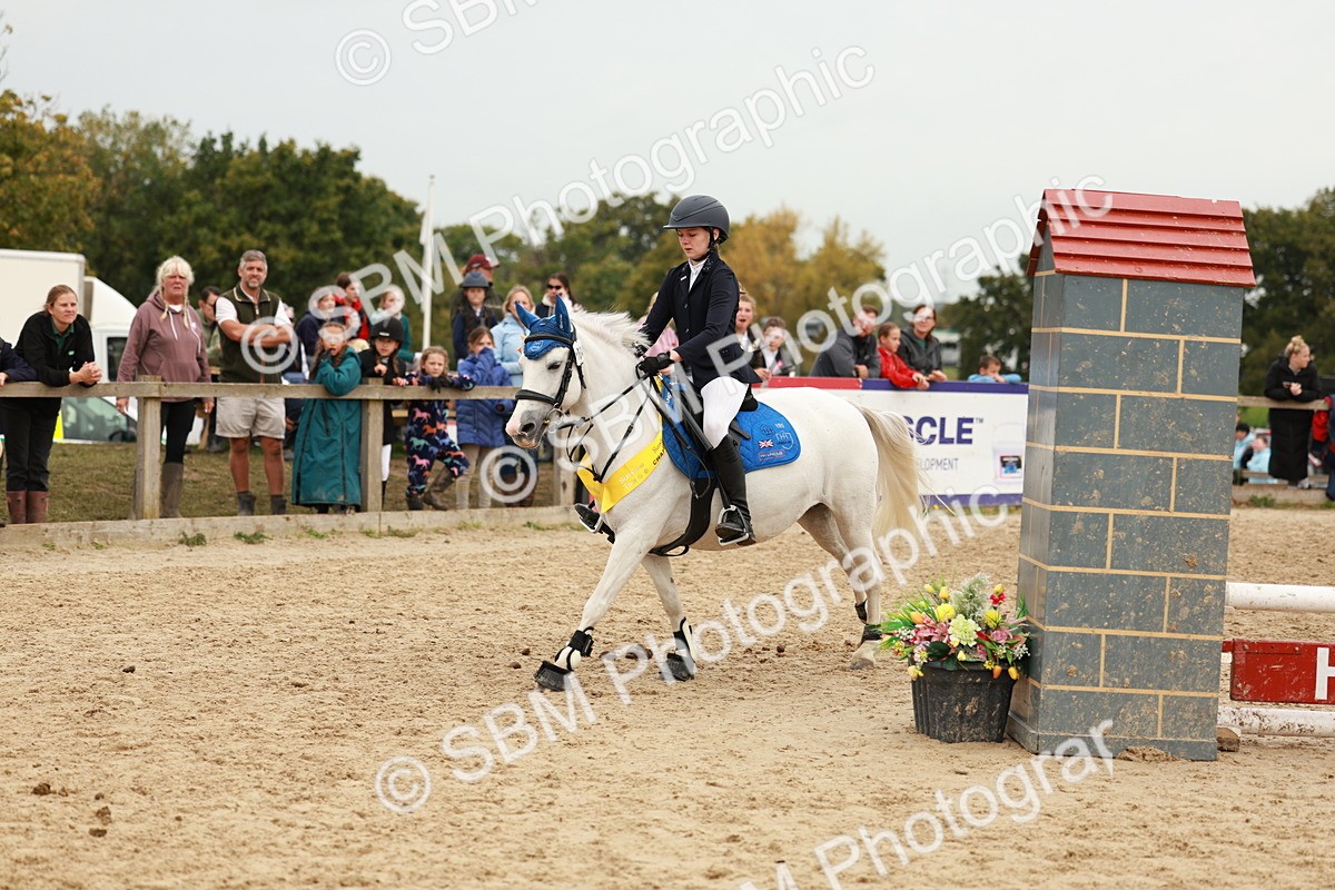 SBM_58125 - J11 - Junior Pony 50cm Championship
