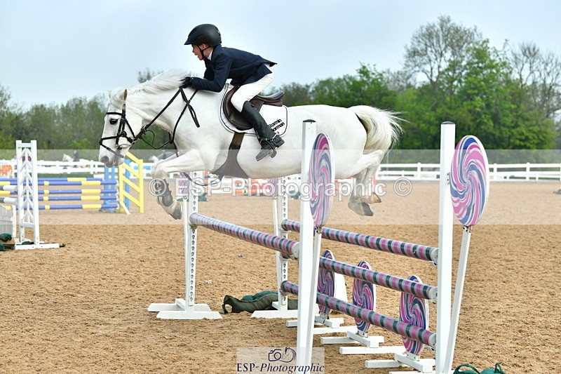 230514A-102628-02249 - Cls 22 Pony Discovery & 90cm Open