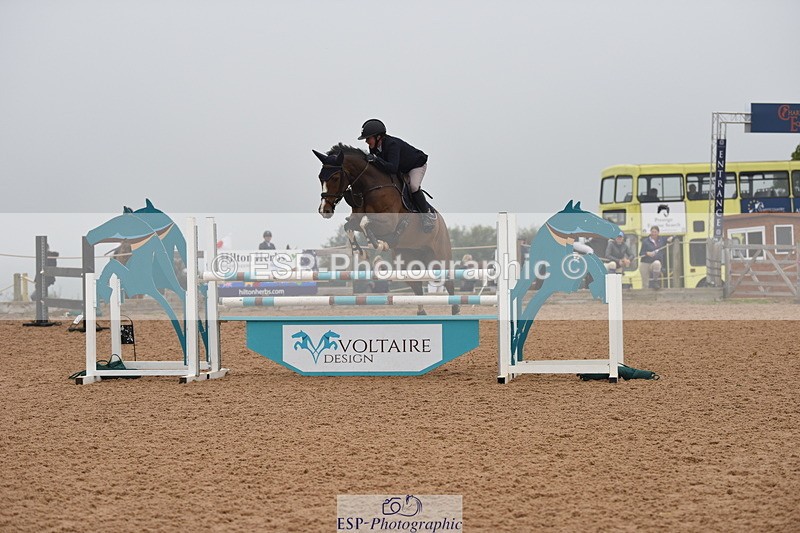 230916A-163634-05589 - Cls 19 Snr 1.10m Derby