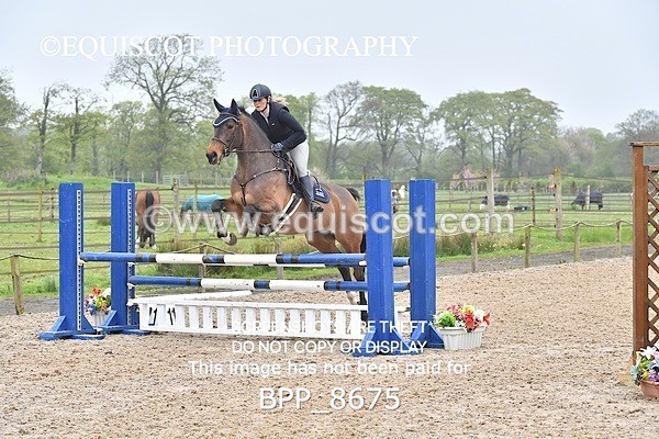 BPP_8675 - CLASS 24 SUN Senior BritiNovice/ 90cm Open