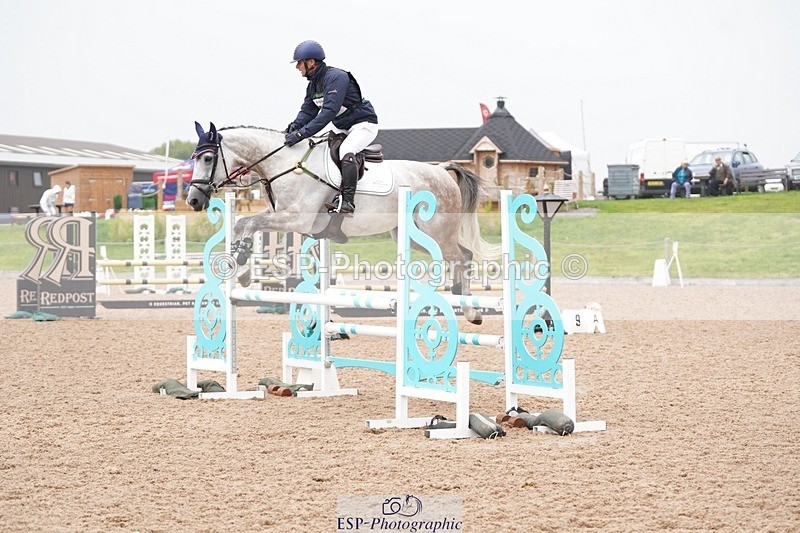 240901A-112558-06576 - 301-Alexander.Bragg-SHANNONDALE.LUDO