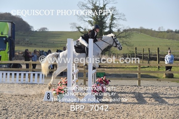 BPP_7042 - CLASS 17 SUN Stepping Stones 128/ 138cms Handicap