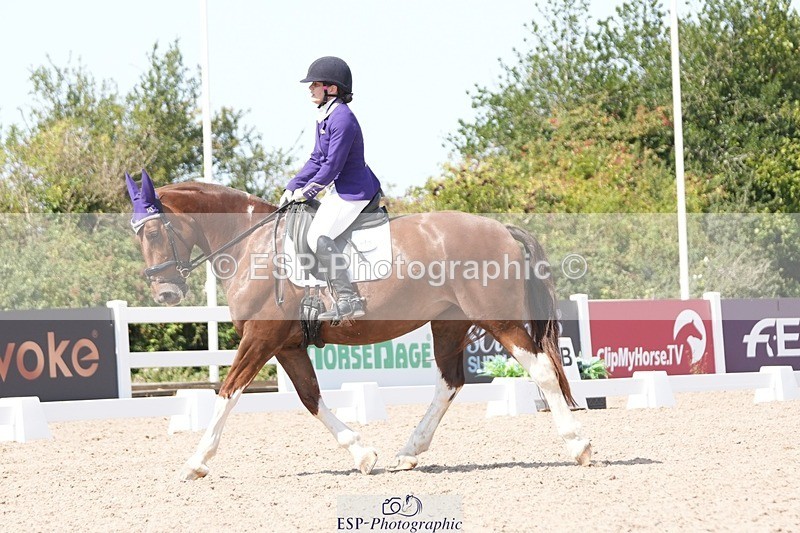 250817-140603-10583 - 182-Natalie.RosewarnePenpont.Fancy.That