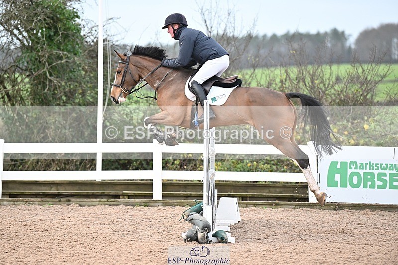 241206-125141-00840 - Cls 5 Newcomers and 1.10m Open