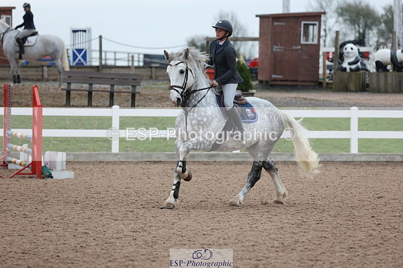 241101A-081824-00165 - FRI Cls 2 British Novice and 90cm Open