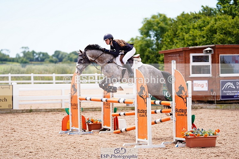 240629A-125004-05463 - Cls 18 Newcomers and 1m Open