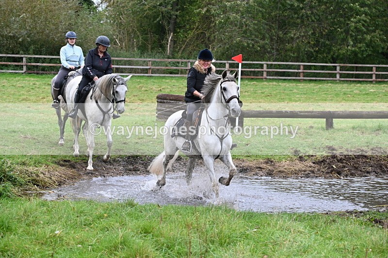 WJ6_6761 - Time at Photographer 13:06 to 13:23