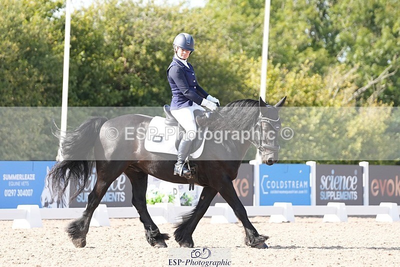 250817-163103-11728 - 188-Marina.GreenawayHynholme.Gladiator