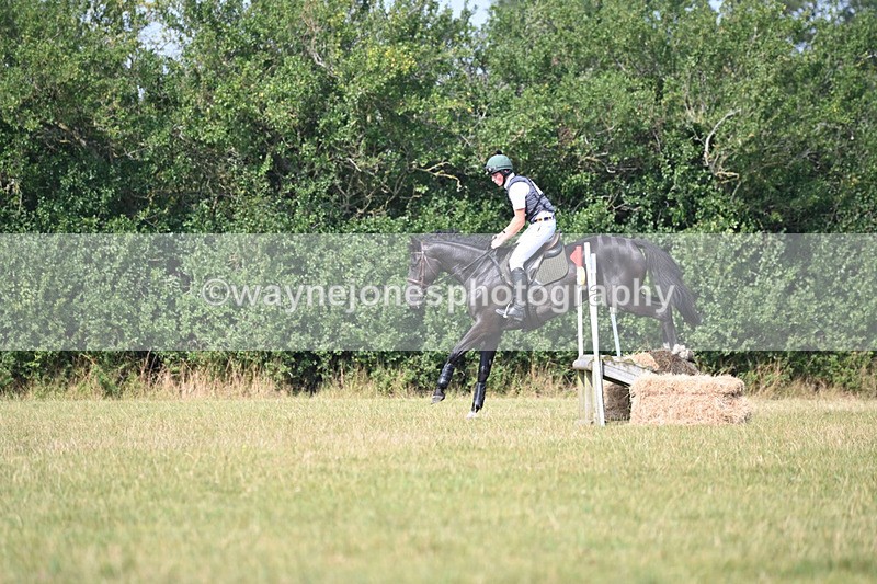 WJ6_2374 - 60cm XC Time 14:21 to 14:47