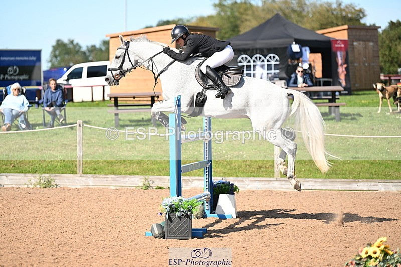 240913A-151409-05039 - Cls 17 National 1.30m Open