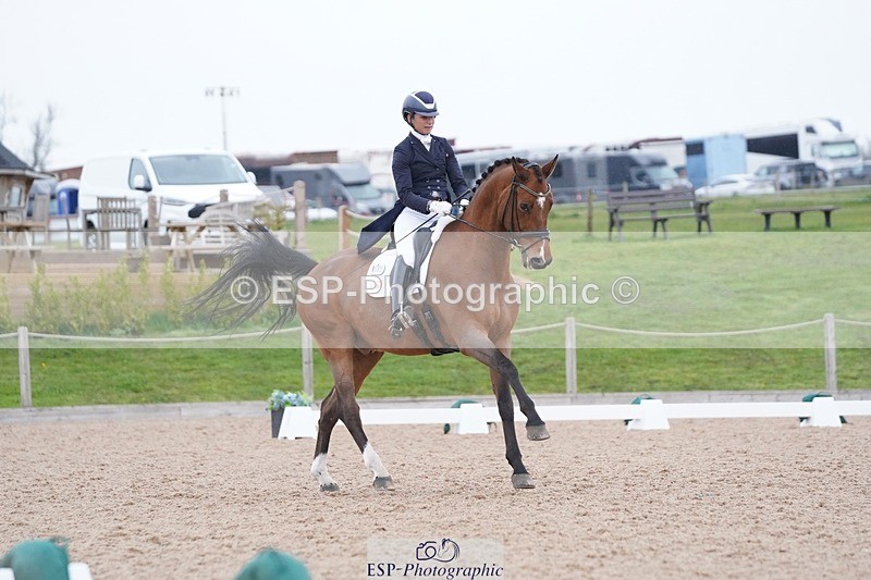 250403-164450-03417 - 005-Sara-Jane.Lanning-Choice