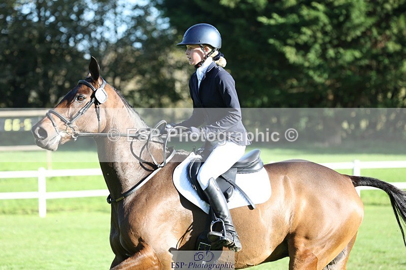 231022-102021-24468 - 658-DANCING.PADDE-Fenella.Redvers-TrotUp+SJ