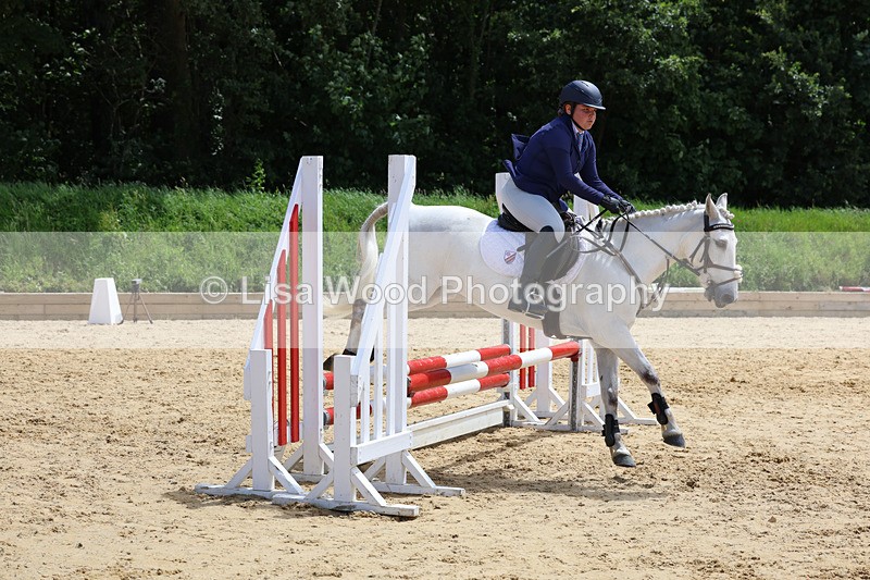 3E7A2228 - Class 4: 70 -75cm Part A