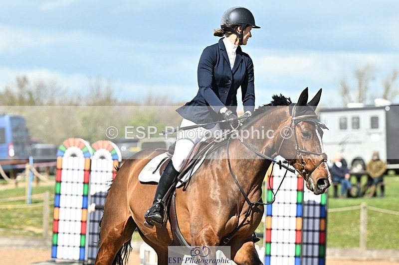 250416-152014-01691 - Cls 6 Foxhunter and 1.20m