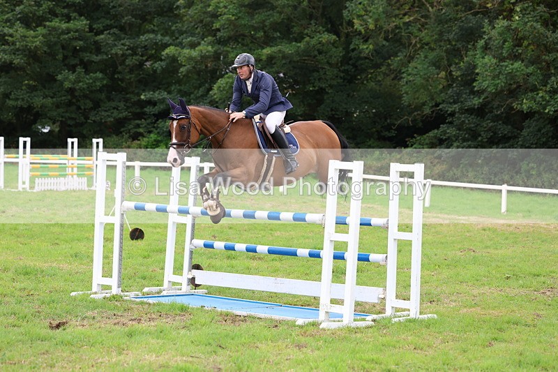 3E7A8491 - Class 8: Senior Foxhunter/1.20m open