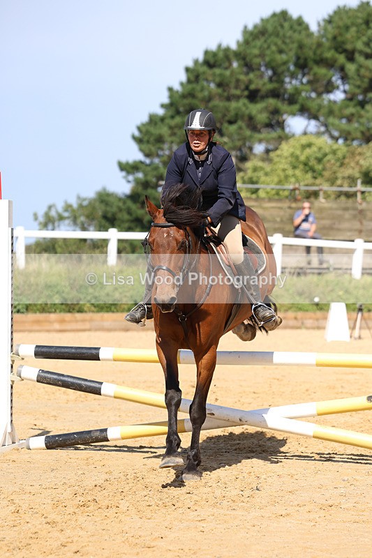 3E7A1407 - Class 9: 80cm Senior