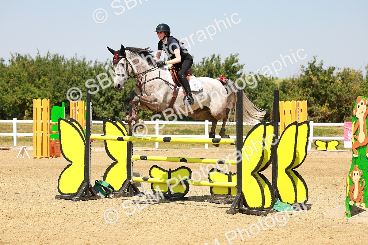 SBM_002106 - Class 5 - Senior Foxhunter - 1.20m