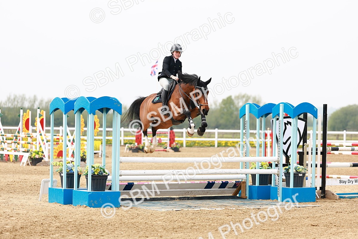  - Class 18 - Senior Newcomers - 1.10m