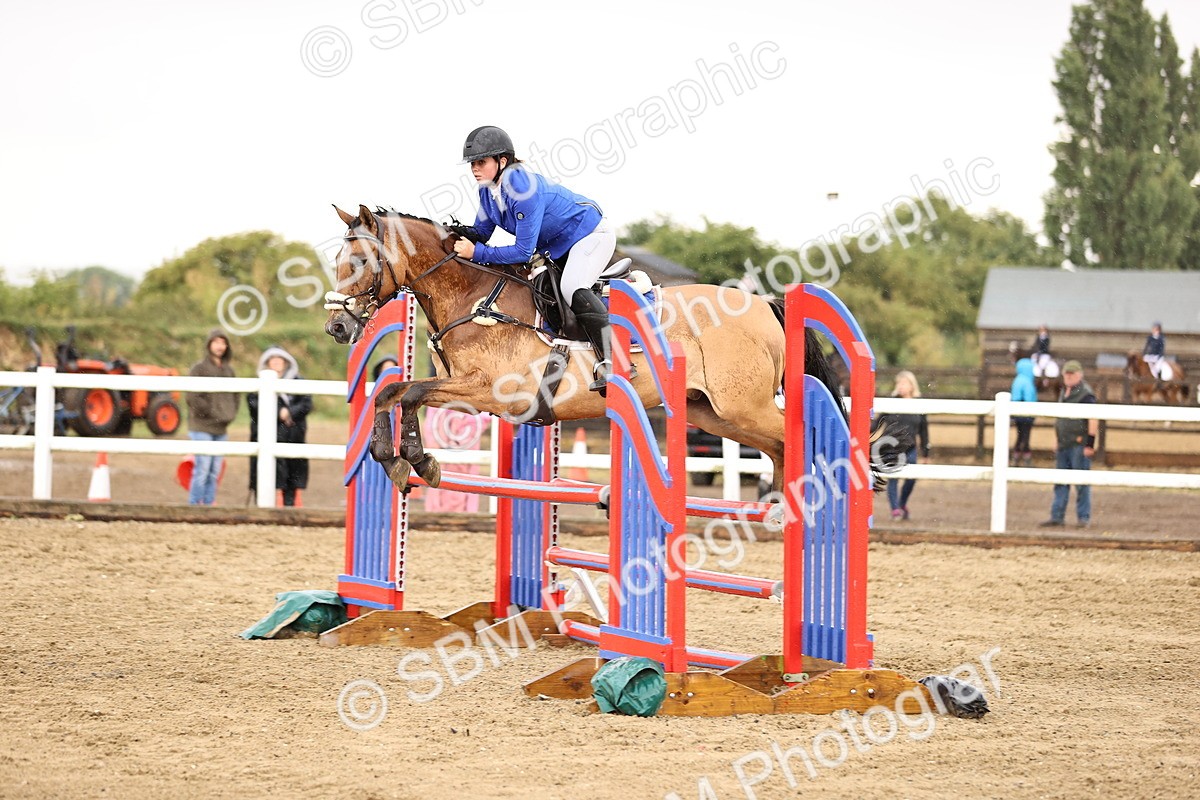 SBM_025096 - Class 9 - Senior British Novice - 90cm