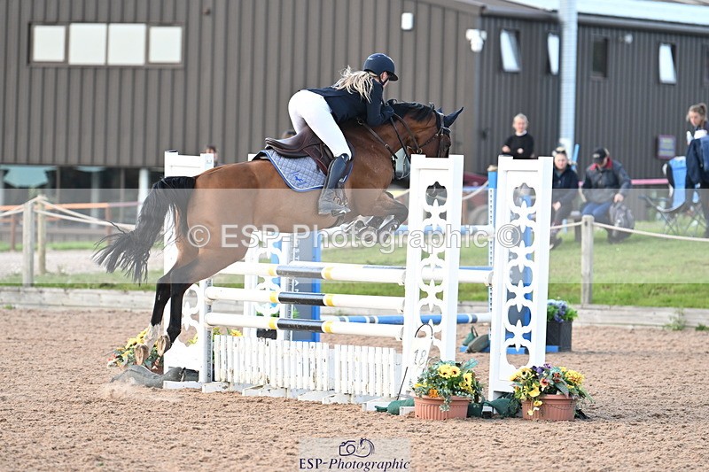 240913A-171709-05341 - Cls 19 Snr 1m Open Speed Derby