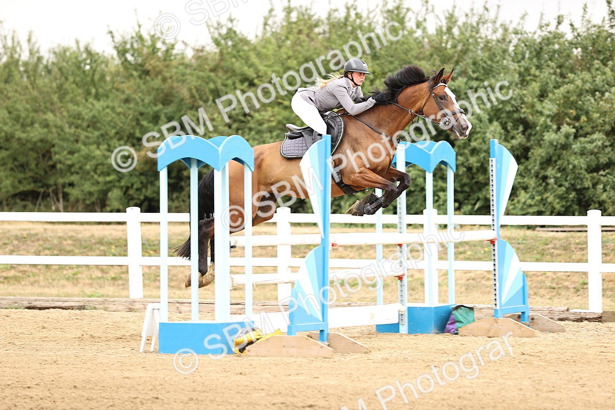 SBM_026332 - Class 12 - Amateur Championship Qualifier 1.05m