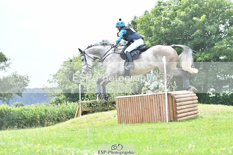 240803-134222-06965 - 205-Jessica_Thomas-QUALITY_STEP_ON