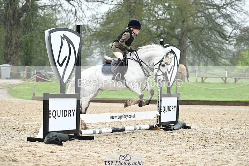 250418A-110124-00487 - UnAff 40cm