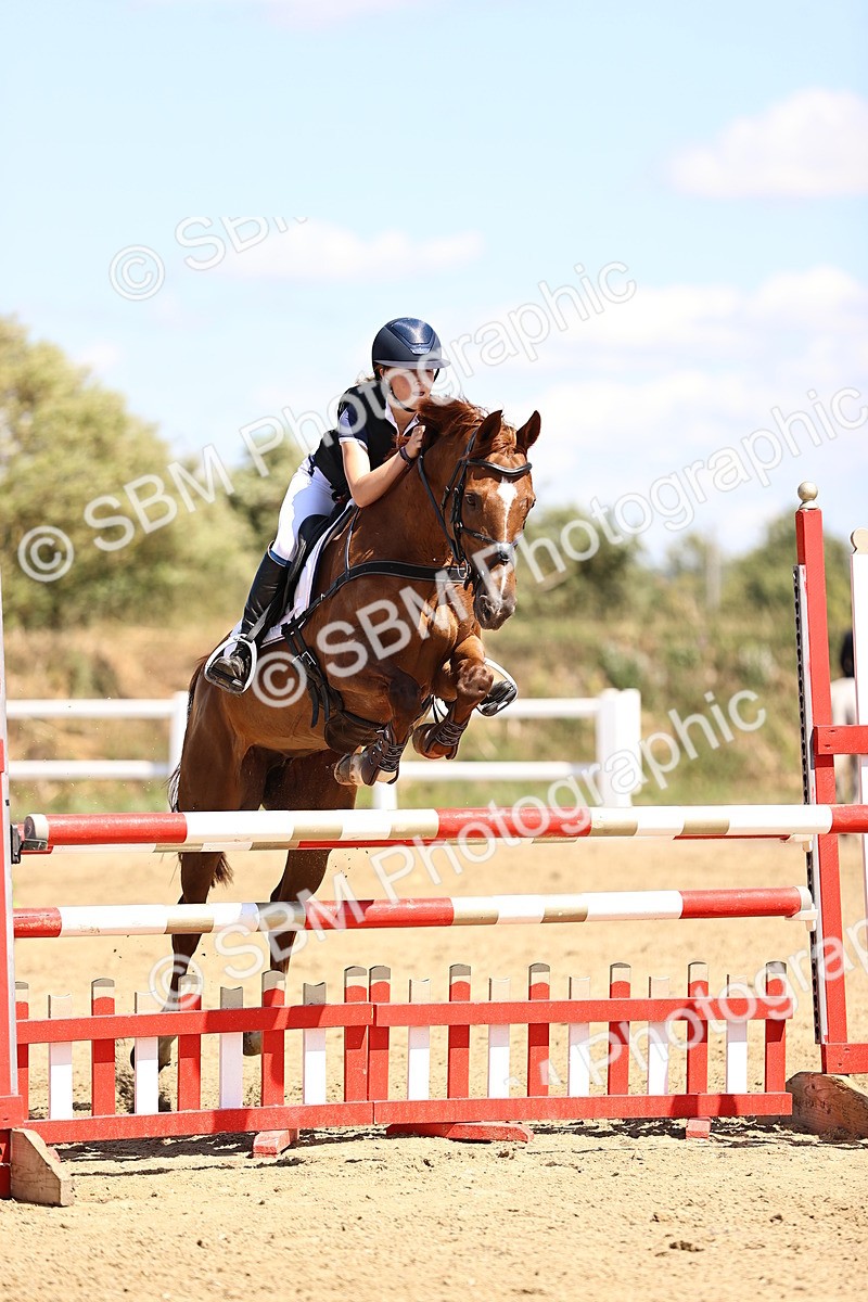 SBM_014953 - Class 15 - Senior Newcomers - 1.10m Open