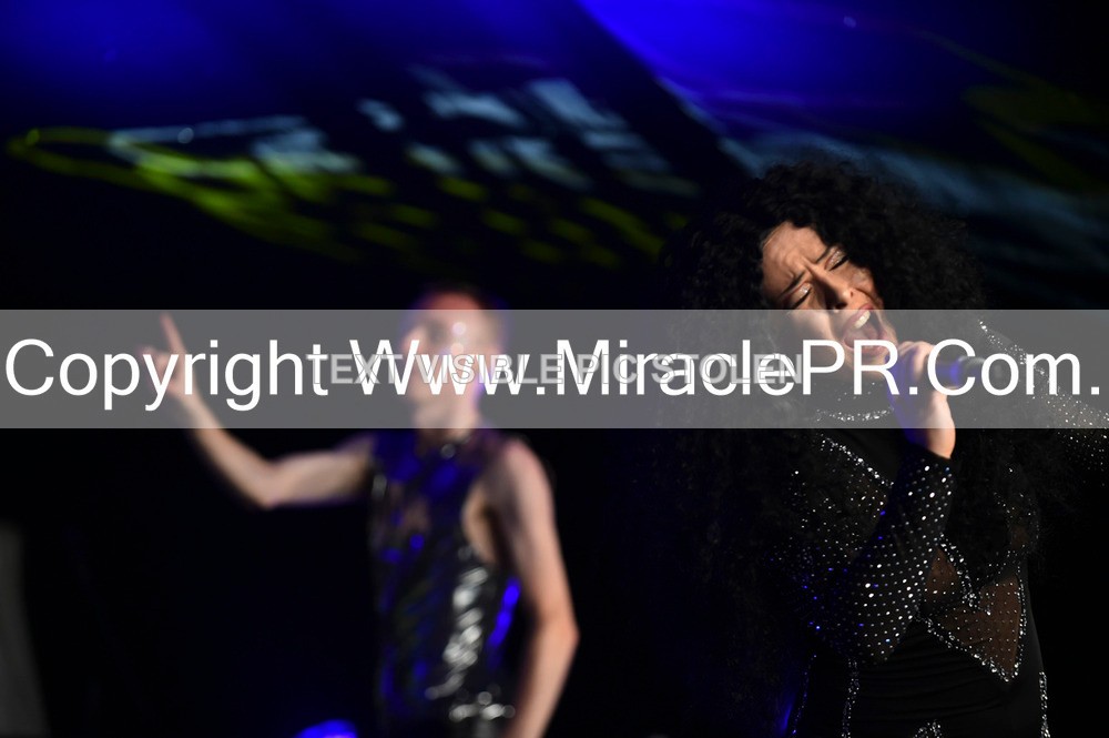 SH4_6349 - The Cher Experience