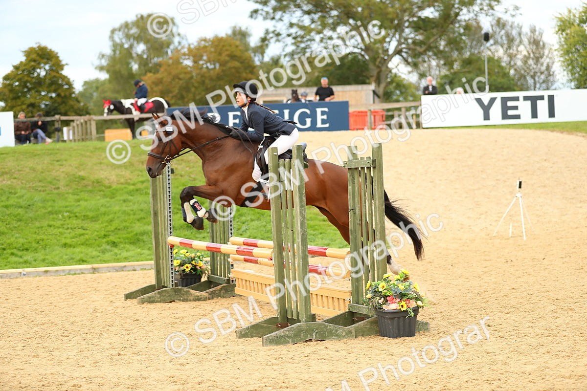 SBM_76136 - J19 - Junior 90cm Supreme Championship