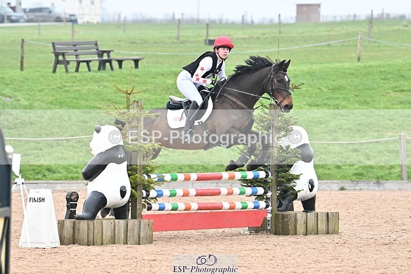 250118-140329-01407 - Cls 3A&B 90cm 13.20 to Coursewalk