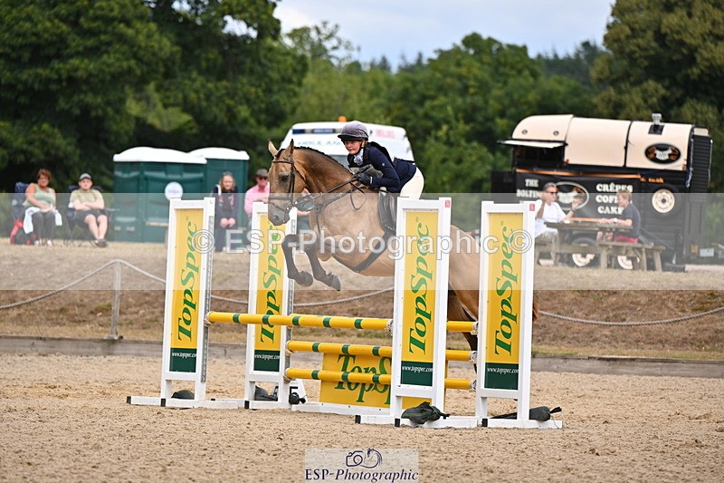 250802A-121648-02936 - A-036-Ottilie.de.Rouet-SILVERSPRINGS.CHATTERBOX