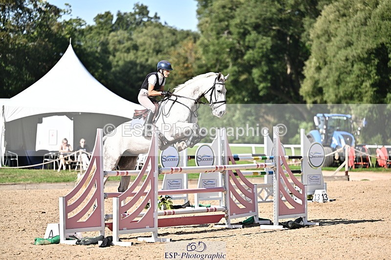 260906A-162254-04666 - Cls 24 Snr Foxhunter