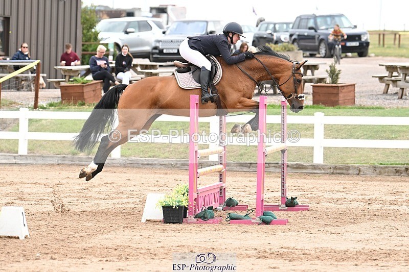 250727-094052-08878 - Cls 31 British Novice and 90cm