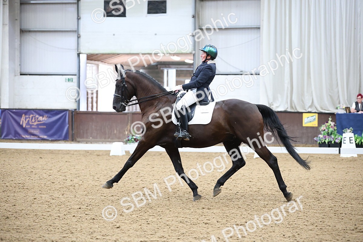 SBM_003913 - Class 8 - Advanced Medium 6 Silver