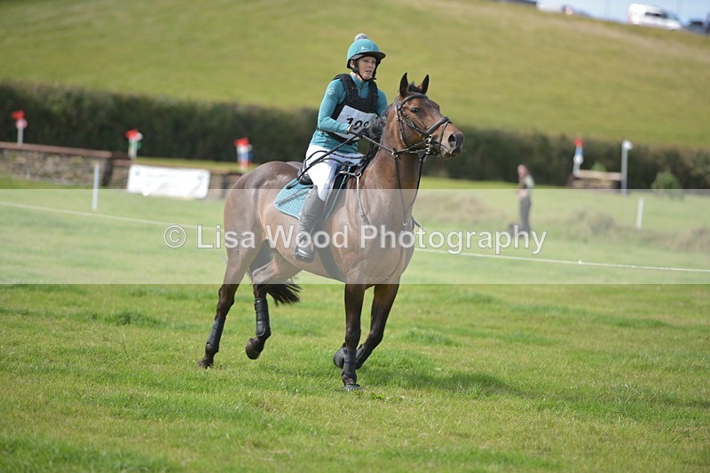 RAY_8269 - Class 1: Trebudannon Open: Red Table