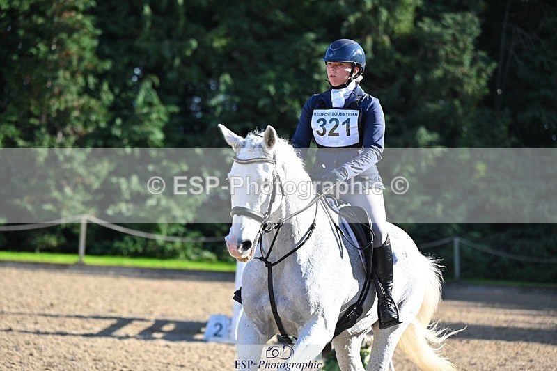 241027-121700-17206 - 321-Hannah.Underhill-DONBEG.GREY