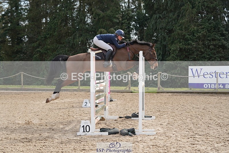 260322A-131814-01828 - 12 Newcomers 1m 10 Open