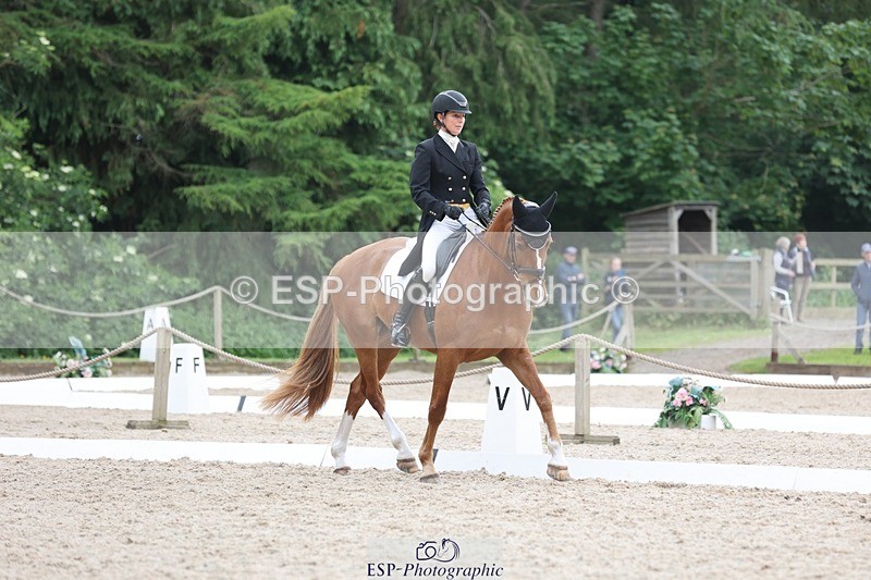 240524-154719-09974 - 367-CROSSTOWN_FINTANS_LAST-Catherine_Burrell