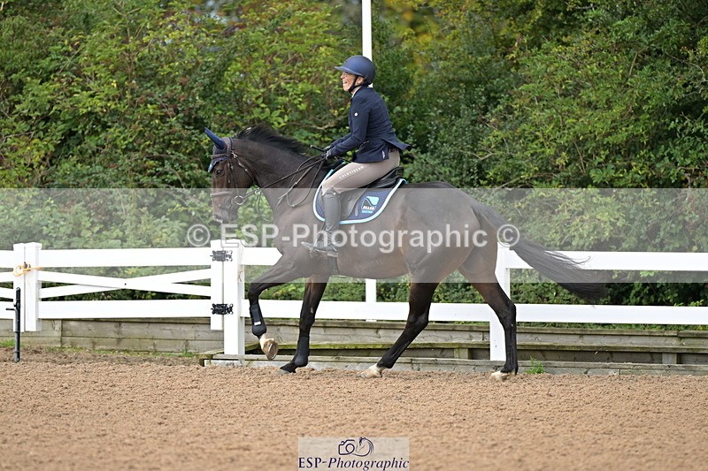 240912A-100928-00921 - Cls 8 Snr British Novice and 90cm Open