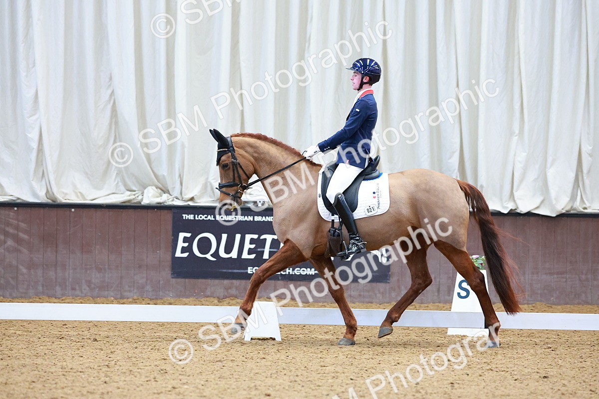 SBM_001341 - Class 18-15-16-22 - Elementary 5 Novice 5-Novice 6